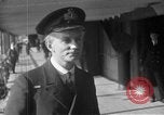 Immagine di Il capitano del British ocean liner Europa, 1920, secondo 10 filmato di repertorio 65675045973