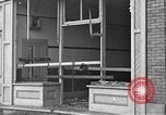 Standbild amerikanische Soldaten erweitern Polizei Centralia Washington USA, 1919, aus Sekunde 15 historischem Filmmaterial Videoclip 65675045976