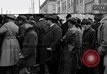 Standbild amerikanische Soldaten erweitern Polizei Centralia Washington USA, 1919, aus Sekunde 32 historischem Filmmaterial Videoclip 65675045976