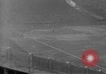 Standbild 1916 World Series Boston versus Brooklyn Boston Massachusetts USA, 1916, aus Sekunde 15 historischem Filmmaterial Videoclip 65675045979