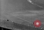 Standbild 1916 World Series Boston versus Brooklyn Boston Massachusetts USA, 1916, aus Sekunde 26 historischem Filmmaterial Videoclip 65675045979