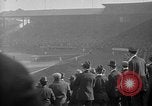 Standbild 1916 World Series Boston versus Brooklyn Boston Massachusetts USA, 1916, aus Sekunde 43 historischem Filmmaterial Videoclip 65675045979