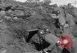 Standbild Serbische Truppen in der Schlacht von Monastir Monastir Serbien, 1917, aus Sekunde 19 historischem Filmmaterial Videoclip 65675045991