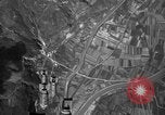 Standbild strafing Aziso Viadukt Italien, 1944, aus Sekunde 9 historischem Filmmaterial Videoclip 65675045993