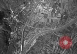 Standbild strafing Aziso Viadukt Italien, 1944, aus Sekunde 12 historischem Filmmaterial Videoclip 65675045993