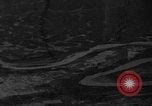 Standbild strafing Vietnam, 1965, aus Sekunde 5 historischem Filmmaterial Videoclip 65675045994