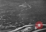 Standbild strafing Vietnam, 1965, aus Sekunde 11 historischem Filmmaterial Videoclip 65675045994