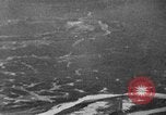 Standbild strafing Vietnam, 1965, aus Sekunde 13 historischem Filmmaterial Videoclip 65675045994