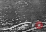 Standbild strafing Vietnam, 1965, aus Sekunde 16 historischem Filmmaterial Videoclip 65675045994