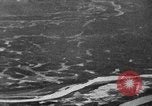 Standbild strafing Vietnam, 1965, aus Sekunde 34 historischem Filmmaterial Videoclip 65675045994