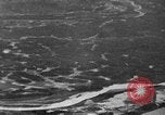 Standbild strafing Vietnam, 1965, aus Sekunde 38 historischem Filmmaterial Videoclip 65675045994