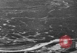 Standbild strafing Vietnam, 1965, aus Sekunde 39 historischem Filmmaterial Videoclip 65675045994