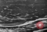 Standbild strafing Vietnam, 1965, aus Sekunde 50 historischem Filmmaterial Videoclip 65675045994