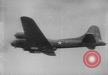 Standbild Lenkwaffen United States USA, 1944, aus Sekunde 27 historischem Filmmaterial Videoclip 65675046004