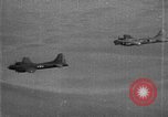 Standbild Test der B-17 müden Willy drone BQ-7 Rakete Wendover, Utah USA, 1944, aus Sekunde 38 historischem Filmmaterial Videoclip 65675046012