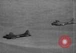 Standbild Test der B-17 müden Willy drone BQ-7 Rakete Wendover, Utah USA, 1944, aus Sekunde 40 historischem Filmmaterial Videoclip 65675046012