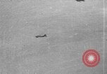 Standbild Test der B-17 müden Willy drone BQ-7 Rakete Wendover, Utah USA, 1944, aus Sekunde 53 historischem Filmmaterial Videoclip 65675046012