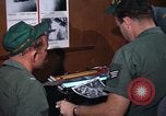 Standbild Paveway I Thailand, 1969, aus Sekunde 13 historischem Filmmaterial Videoclip 65675046018