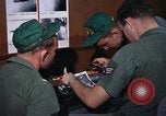 Standbild Paveway I Thailand, 1969, aus Sekunde 25 historischem Filmmaterial Videoclip 65675046018