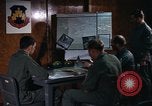 Standbild USA Officer Thailand, 1969, aus Sekunde 30 historischem Filmmaterial Videoclip 65675046019