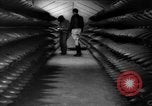 Standbild Munitionsfabrik United States USA, 1941, aus Sekunde 8 historischem Filmmaterial Videoclip 65675046027