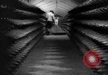 Standbild Munitionsfabrik United States USA, 1941, aus Sekunde 57 historischem Filmmaterial Videoclip 65675046027