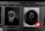 Standbild Pioneer Siedler von Hawaii Hawaii USA, 1937, aus Sekunde 56 historischem Filmmaterial Videoclip 65675046030