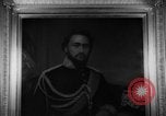 Standbild Royal Hawaiian Artefakte United States USA, 1937, aus Sekunde 60 historischem Filmmaterial Videoclip 65675046031