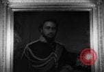 Standbild Royal Hawaiian Artefakte United States USA, 1937, aus Sekunde 61 historischem Filmmaterial Videoclip 65675046031