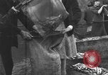 Immagine di I pescatori americano Troutdale Oregon USA, 1934, secondo 13 filmato di repertorio 65675046049