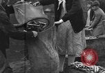 Immagine di I pescatori americano Troutdale Oregon USA, 1934, secondo 17 filmato di repertorio 65675046049