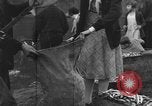 Immagine di I pescatori americano Troutdale Oregon USA, 1934, secondo 21 filmato di repertorio 65675046049
