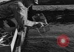 Immagine di I pescatori americano Troutdale Oregon USA, 1934, secondo 40 filmato di repertorio 65675046049