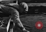 Immagine di I pescatori americano Troutdale Oregon USA, 1934, secondo 43 filmato di repertorio 65675046049