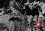 Image danse Hula Miami beach Florida USA, 1934, de la seconde 12 séquences d'archives historiques vidéo 65675046050