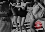 Image danse Hula Miami beach Florida USA, 1934, de la seconde 16 séquences d'archives historiques vidéo 65675046050