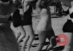 Image danse Hula Miami beach Florida USA, 1934, de la seconde 18 séquences d'archives historiques vidéo 65675046050