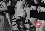 Image danse Hula Miami beach Florida USA, 1934, de la seconde 20 séquences d'archives historiques vidéo 65675046050