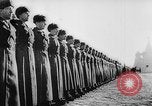 Immagine di Le truppe russe Mosca Russia Unione Sovietica, 1942, secondo 15 filmato di repertorio 65675046057
