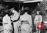 Standbild General MacArthur in Manila United States USA, 1942, aus Sekunde 20 historischem Filmmaterial Videoclip 65675046085