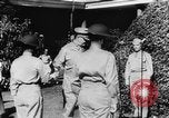 Standbild General MacArthur in Manila United States USA, 1942, aus Sekunde 24 historischem Filmmaterial Videoclip 65675046085