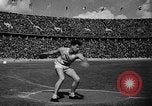 Image États-unis les athlètes olympiques en 1936 Berlin Allemagne, 1936, de la seconde 33 séquences d'archives historiques vidéo 65675046091