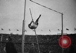 Image États-unis les athlètes olympiques en 1936 Berlin Allemagne, 1936, de la seconde 49 séquences d'archives historiques vidéo 65675046091