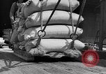 Immagine di Lend Lease act United States USA, 1941, secondo 44 filmato di repertorio 65675046115