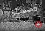 Standbild nationalen Tabak Festival 1940 South Boston Virginia USA, 1940, aus Sekunde 29 historischem Filmmaterial Videoclip 65675046153