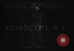 Standbild amerikanische Modelle Atlantic City New Jersey USA, 1940, aus Sekunde 1 historischem Filmmaterial Videoclip 65675046154