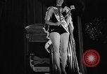 Standbild amerikanische Modelle Atlantic City New Jersey USA, 1940, aus Sekunde 32 historischem Filmmaterial Videoclip 65675046154