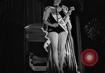Standbild amerikanische Modelle Atlantic City New Jersey USA, 1940, aus Sekunde 33 historischem Filmmaterial Videoclip 65675046154