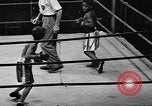 Standbild amerikanische Kinder New York City USA, 1940, aus Sekunde 15 historischem Filmmaterial Videoclip 65675046155