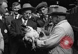 Standbild kanadische Volk Toronto Ontario Kanada, 1940, aus Sekunde 16 historischem Filmmaterial Videoclip 65675046157